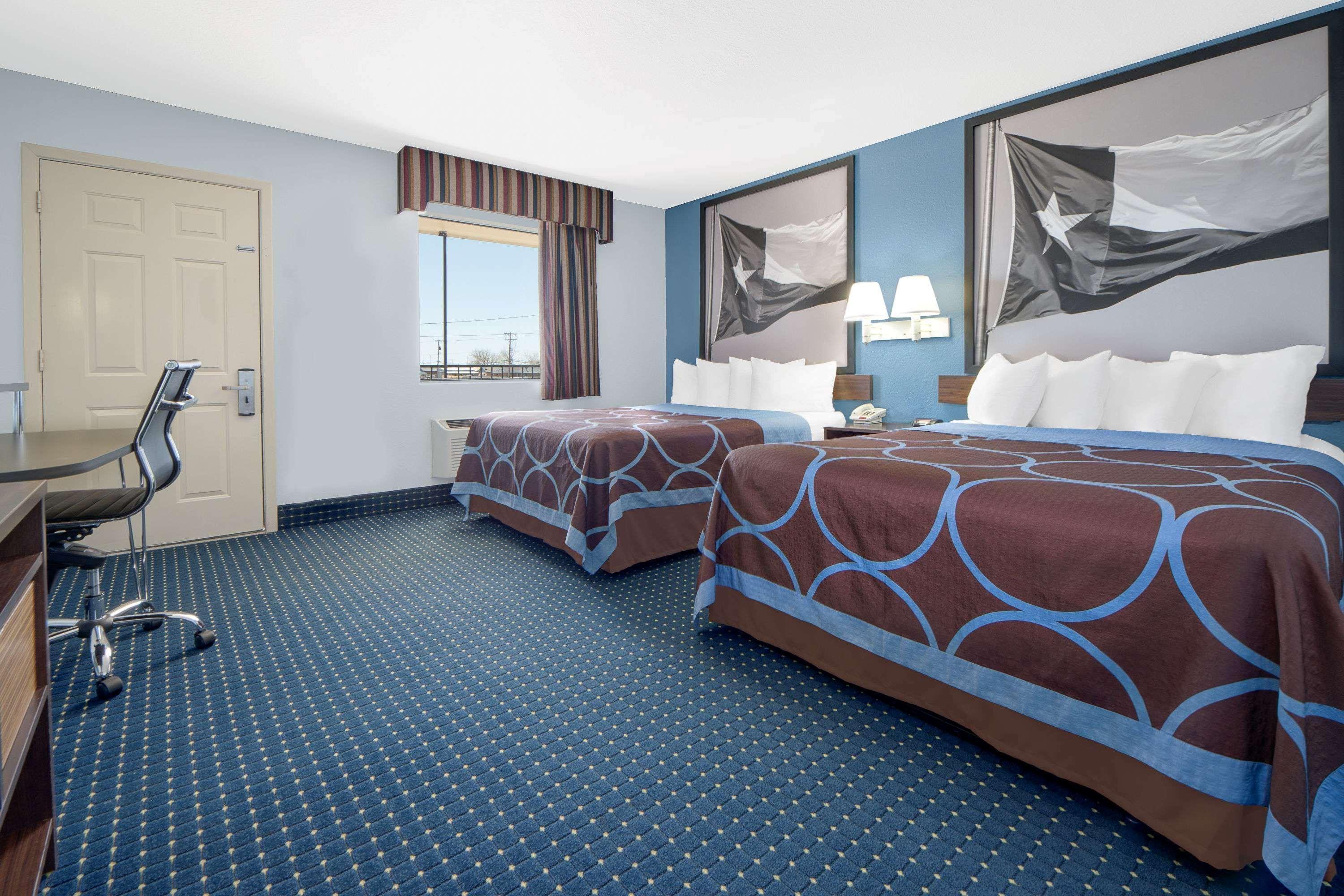 ซูเปอร์ 8 บาย วินด์แฮม ดูมัส Motel Dumas ภายนอก รูปภาพ