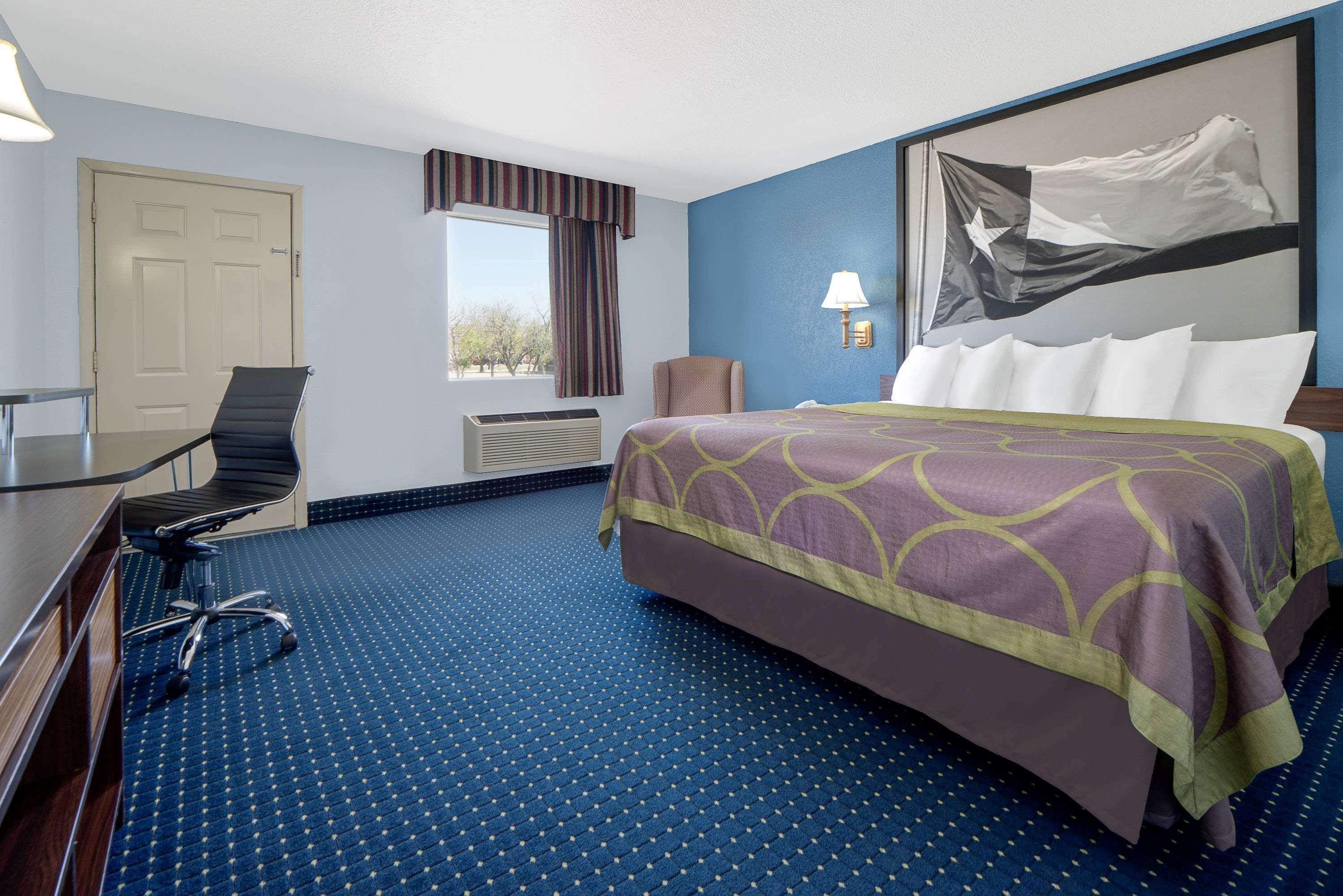 ซูเปอร์ 8 บาย วินด์แฮม ดูมัส Motel Dumas ภายนอก รูปภาพ