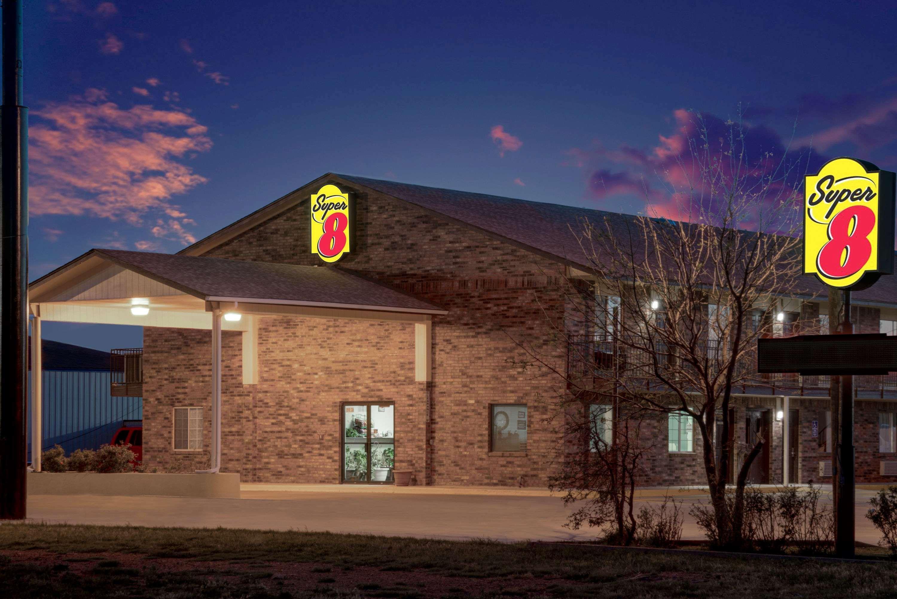 ซูเปอร์ 8 บาย วินด์แฮม ดูมัส Motel Dumas ภายนอก รูปภาพ