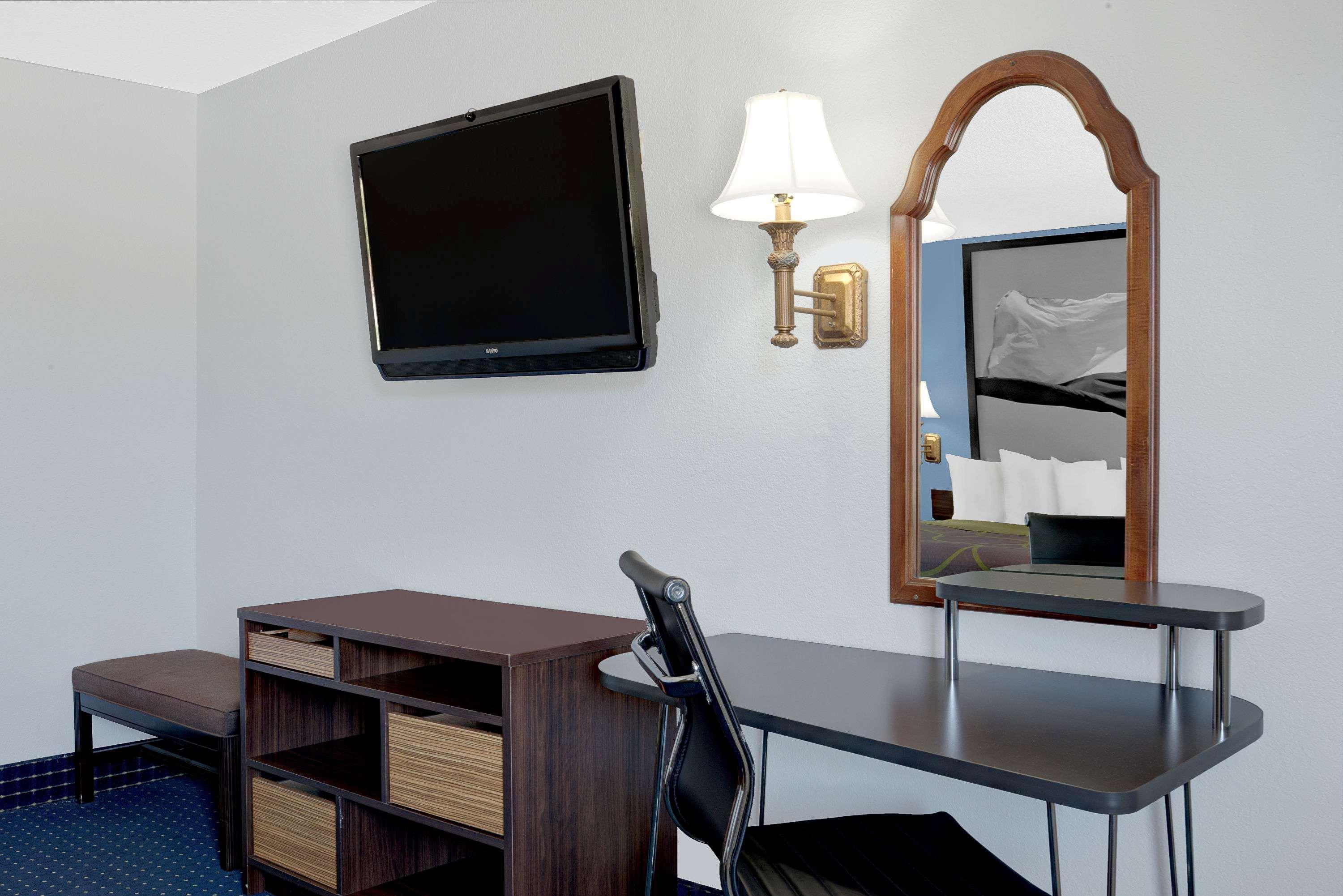 ซูเปอร์ 8 บาย วินด์แฮม ดูมัส Motel Dumas ภายนอก รูปภาพ
